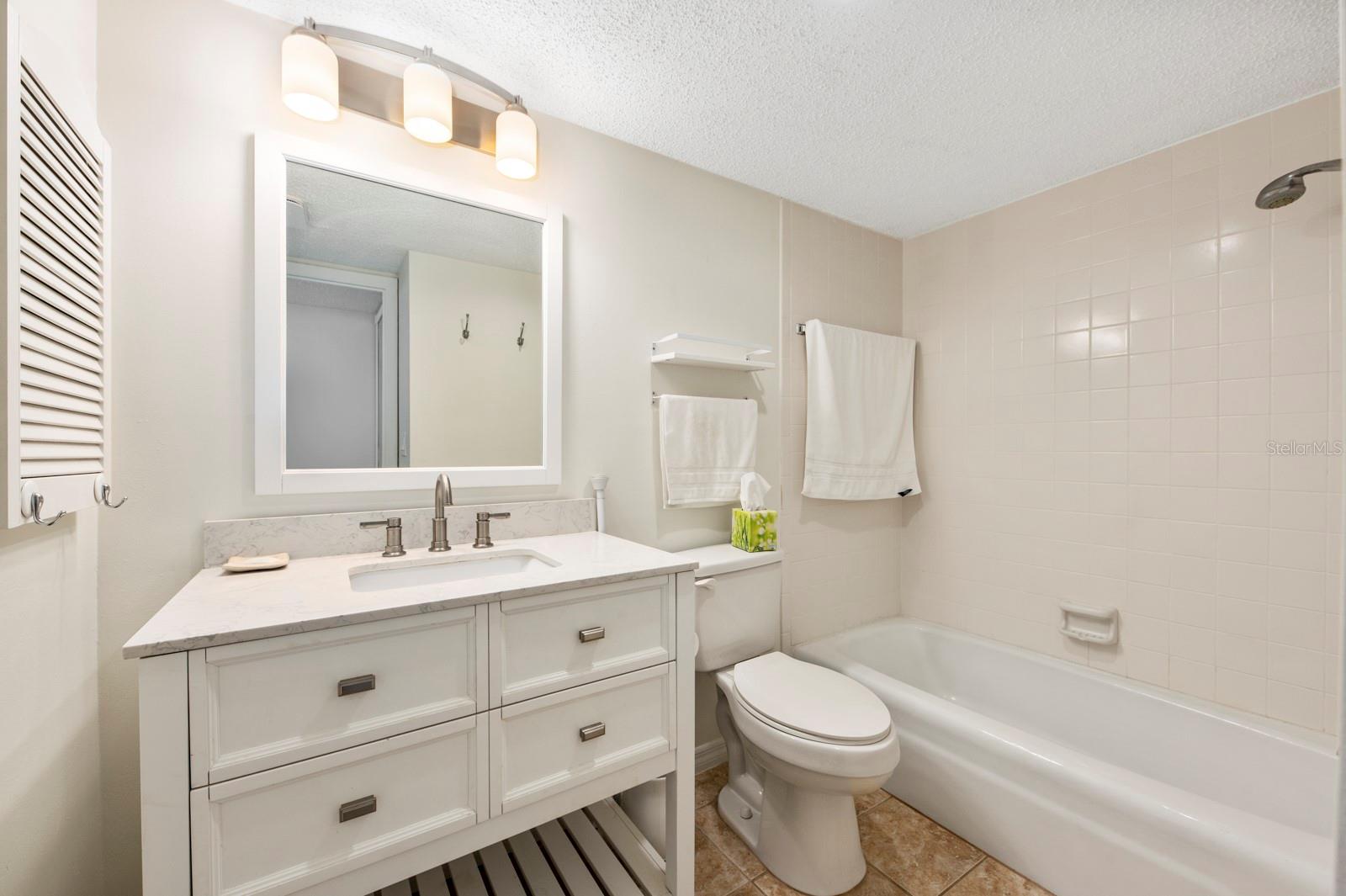 Buest bathroom