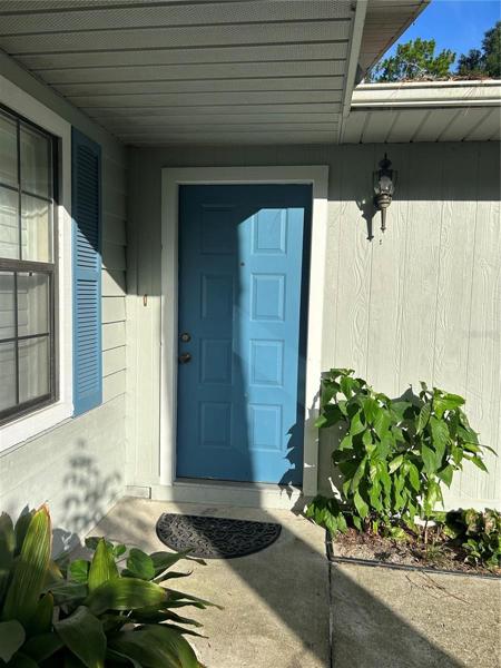 Welcoming entry