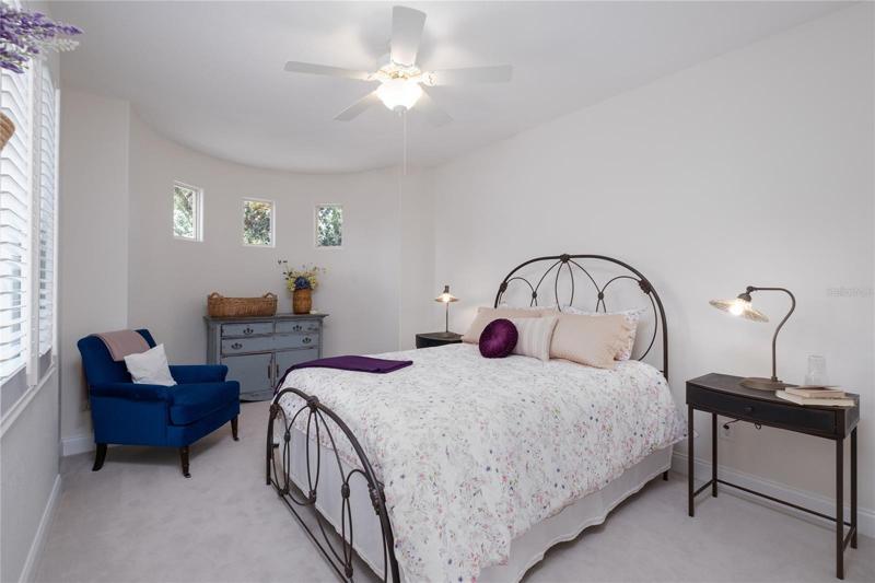 Guest bed 1