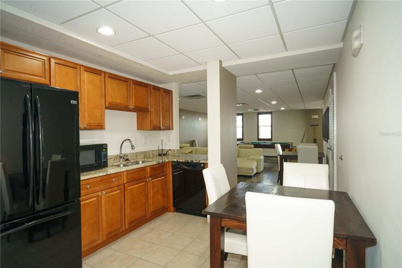 Common area kitchen