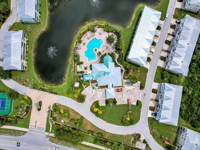 Community Center w/ Pool