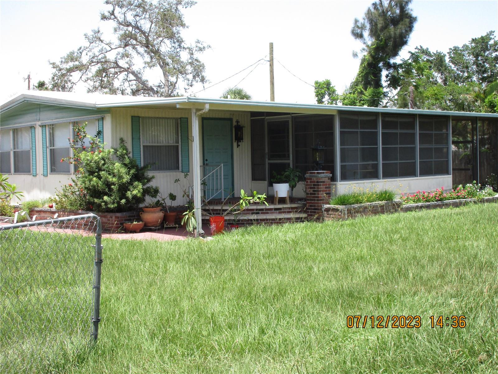 FRONT OF HOME