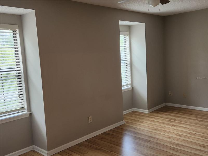 Upstairs bedroom pic 2