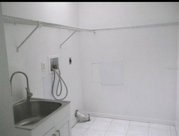 LAUNDRY/UTILTY