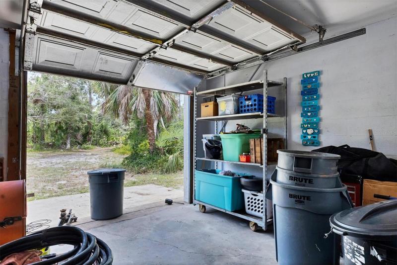 DETACHED GARAGE