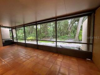 Screened backporch