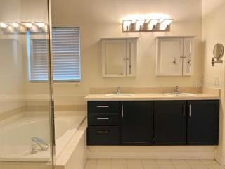 Master Bath -  Duel Sinks