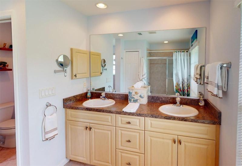 Master bath dual sinks