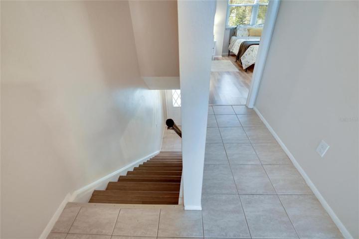 Landing area between two bedrooms.