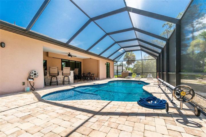Outdoor entertainment space