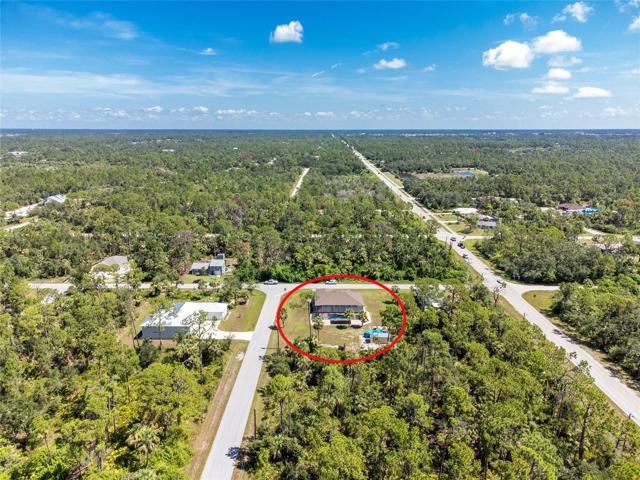 Private corner lot