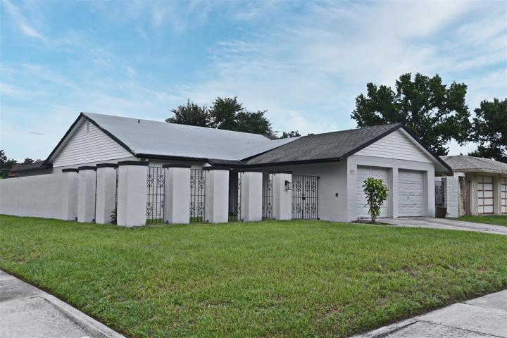 Nice corner lot