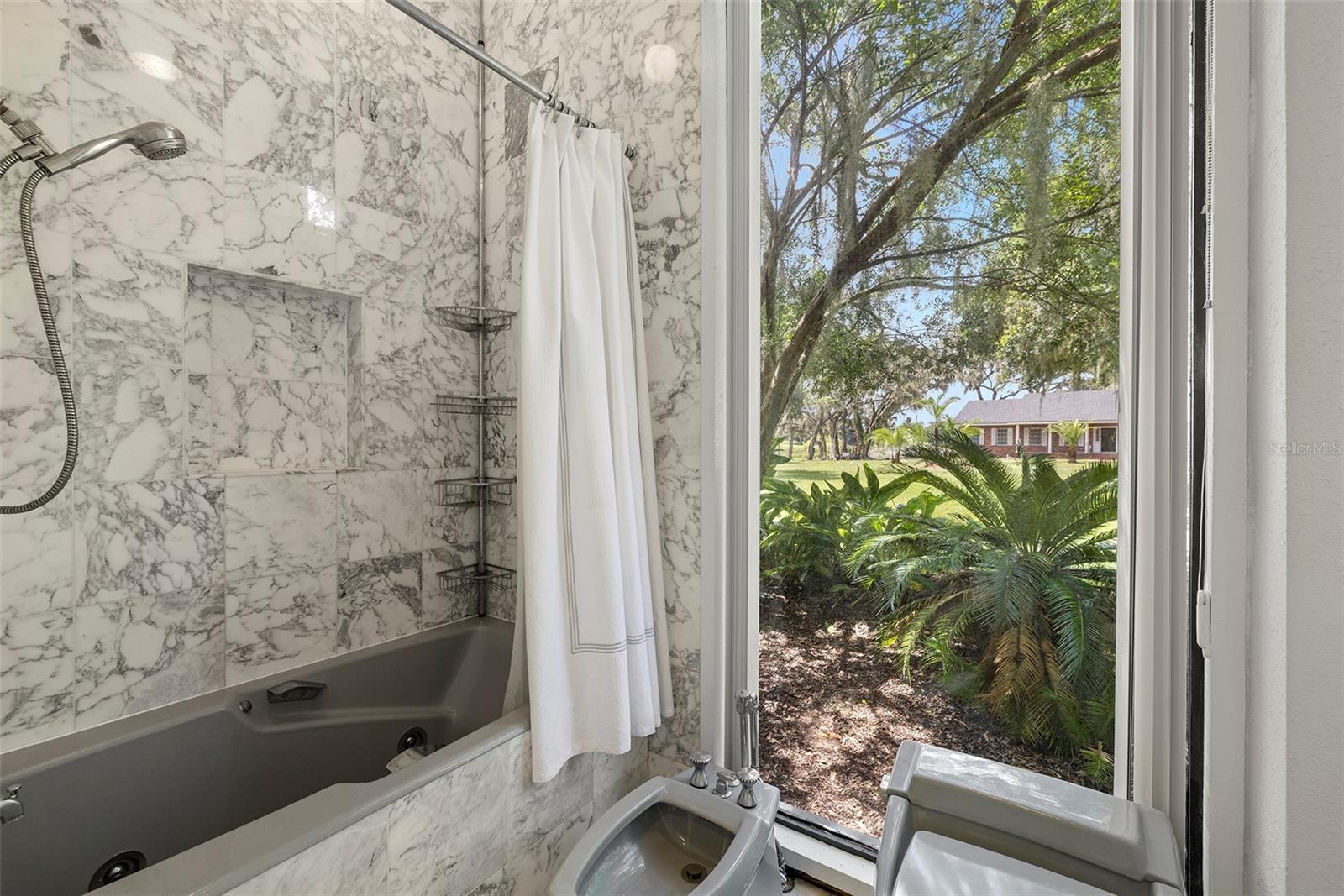 GUEST HOUSE PRIMARY ENSUITE BATHROOM