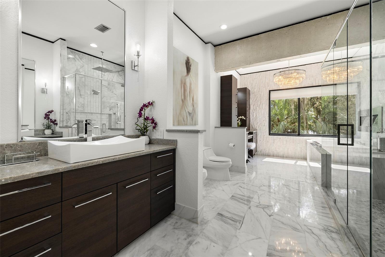 PRIMARY ENSUITE BATHROOM