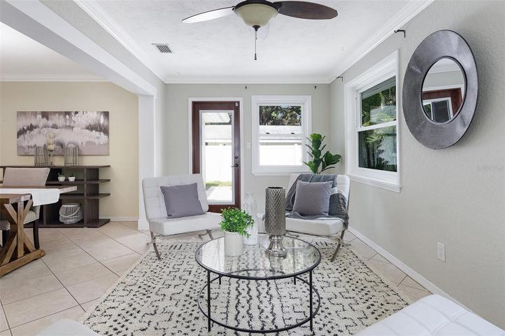 Sun Room with access to Back Patio