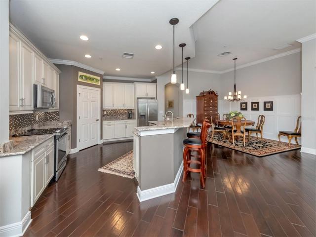 Kitchen, dining room