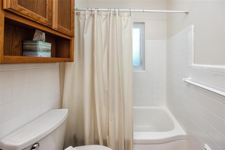 Hall Full Bathroom