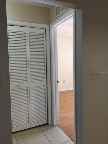 Linen Closet / bedroom 2 entrance