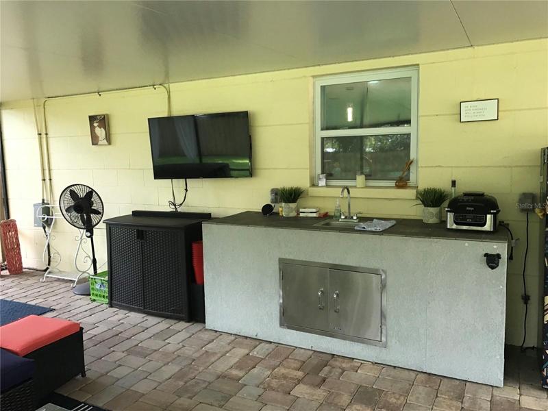 outdoor sink