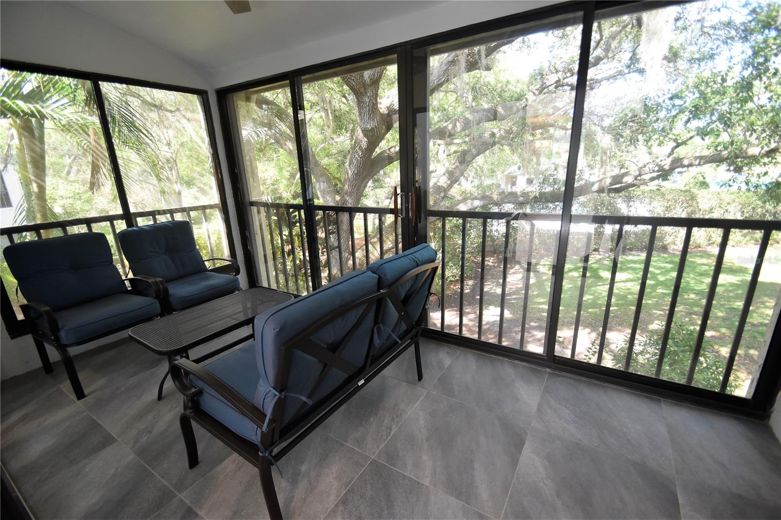 Sarasota, Florida 34231, 2 Bedrooms Bedrooms, 0 ,2 BathroomsBathrooms,Residential Lease,For Rent,PELICAN COVE,0,A4576890