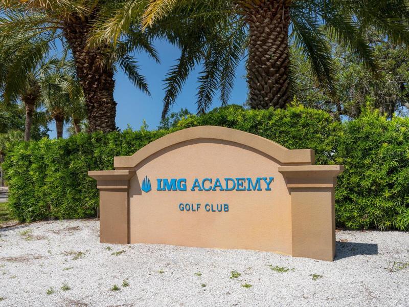 The IMG Golf and Country Club is just a stones throw away! (Memberships are not mandatory)