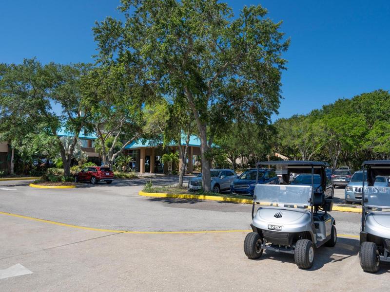 There's a Sarasota Bayfront clubhouse which is open for dining.