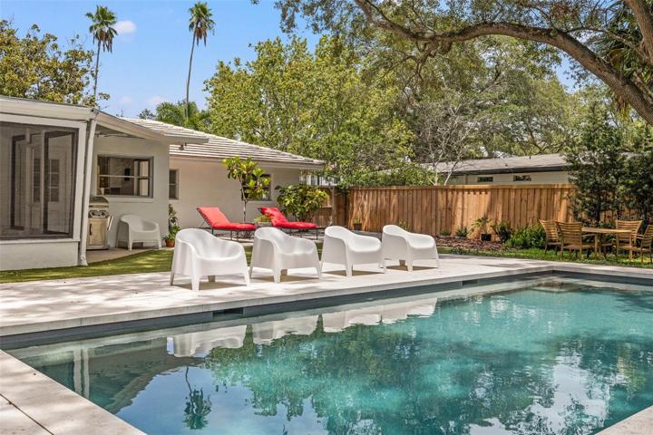 Your personal oasis in South Tampa