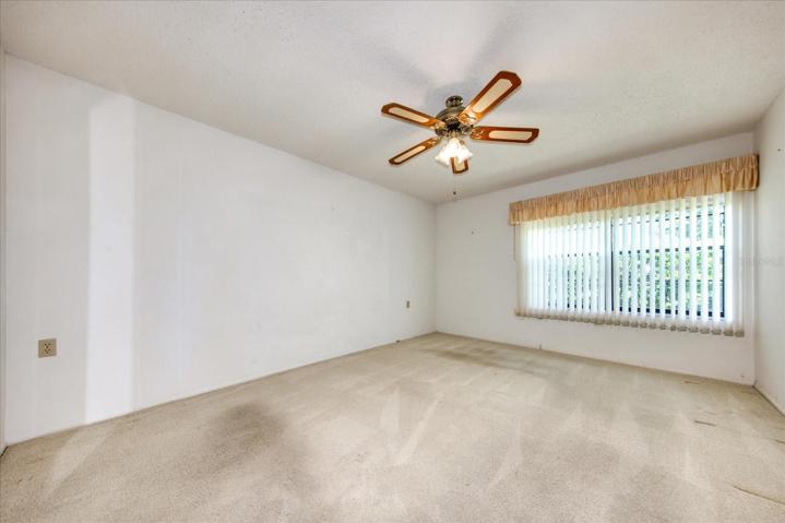 Approx 12' x 21' Master Bedroom