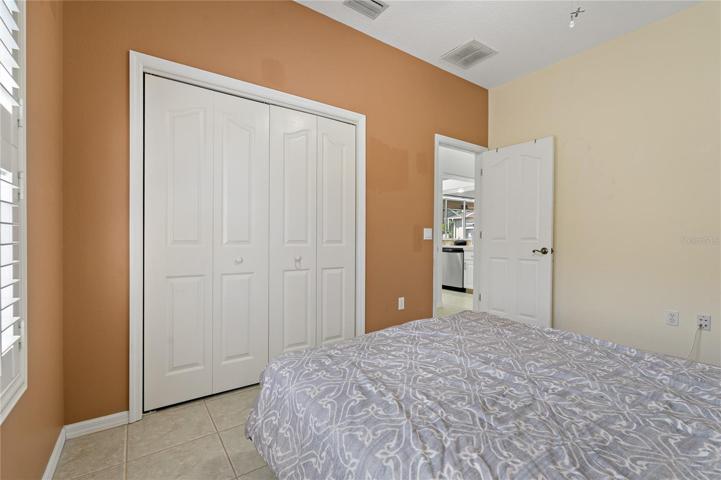 front bedroom 2