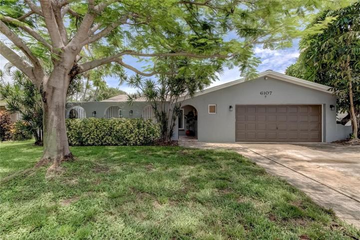 6107 Tanglewood Dr. NE - Move In ReadyEverything you've been looking for!