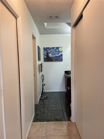 Owners Suite: overlooking bathroom, 2 closets