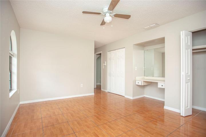 Primary suite