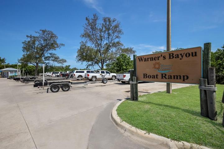 Warner's Bayou Boat Ramp- 1 mile away!