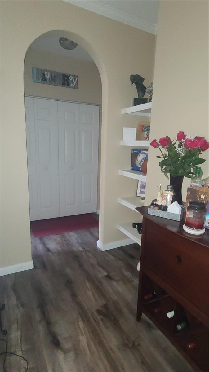 Built In bookshelf