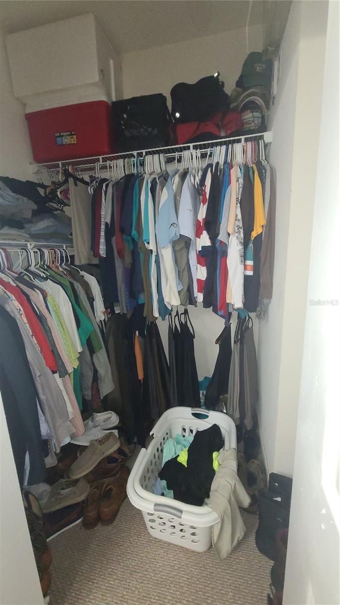 Walk-in closet