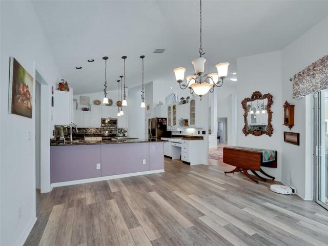 Eating area in Kitchen