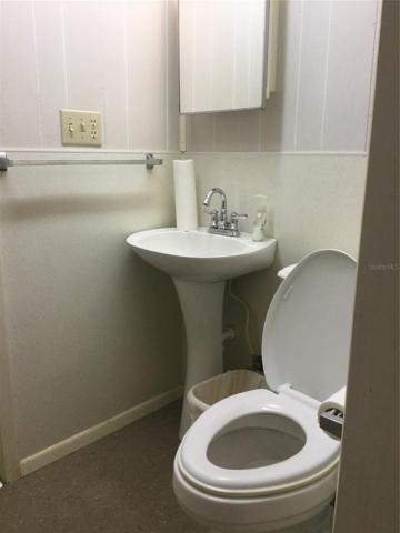 Full bath off great room
