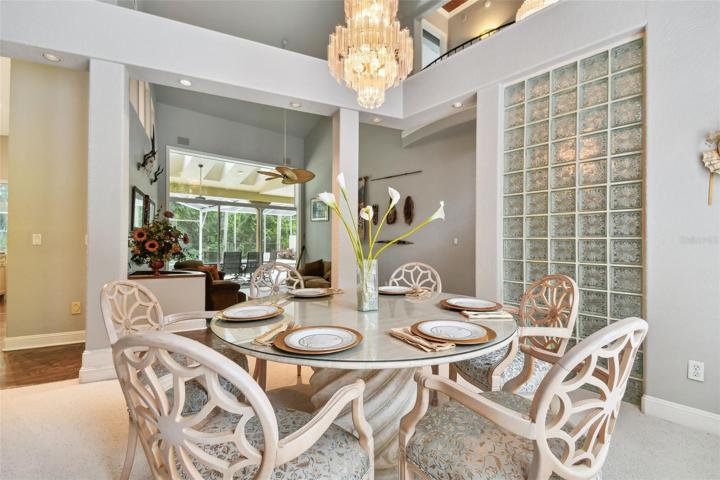 Dining Room .. looking toward kitchen.