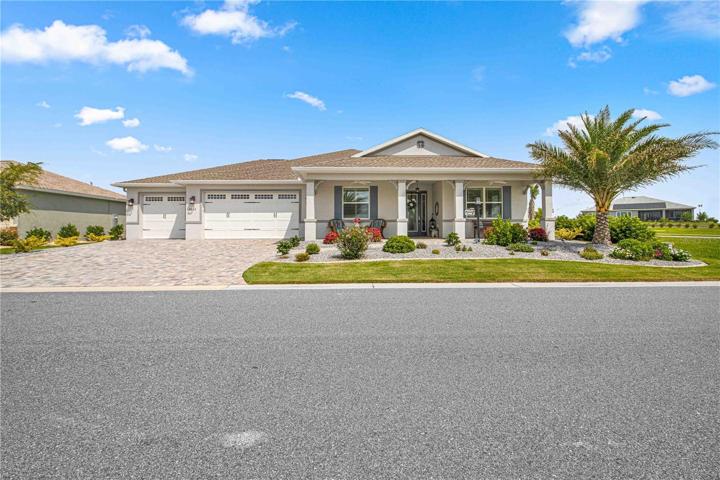 Front of Arlington. Oversized corner lot