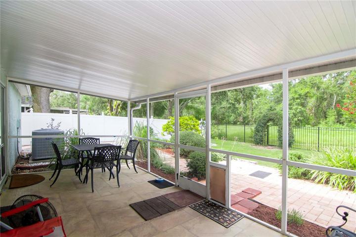 Screened Patio
