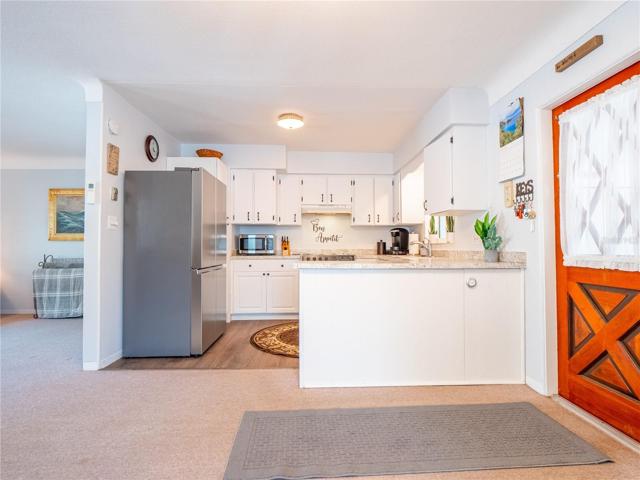 Spacious kitchen