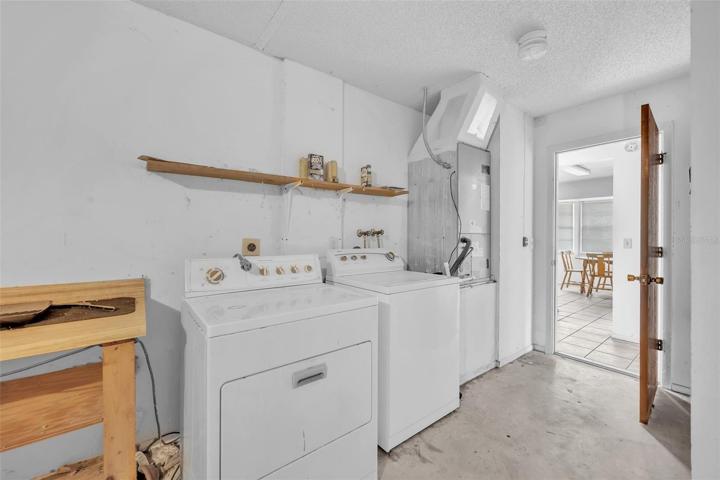 Washer/Dryer in Garage