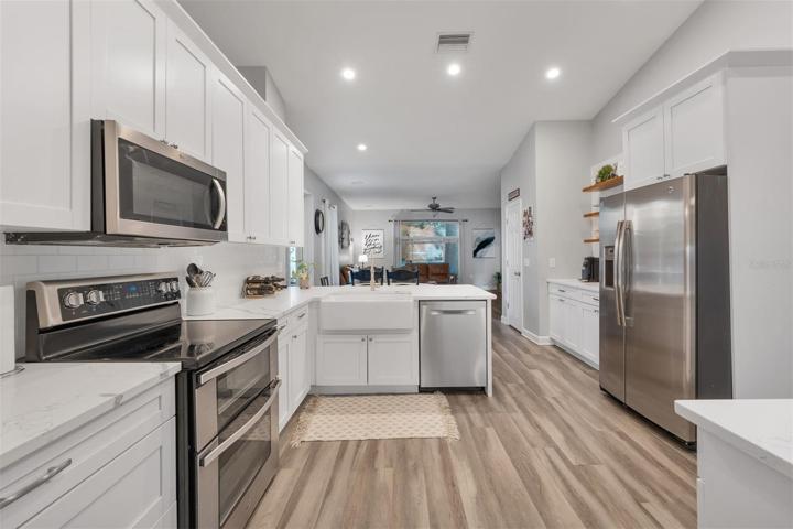 Beautifully updated kitchen