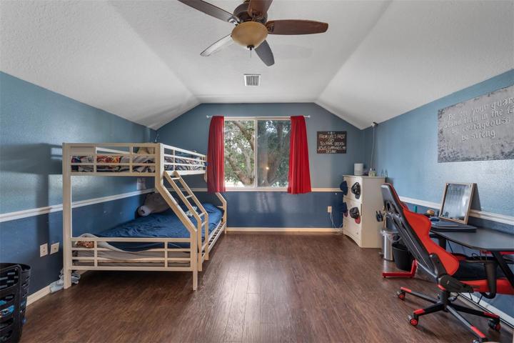 5th bedroom or bonus space