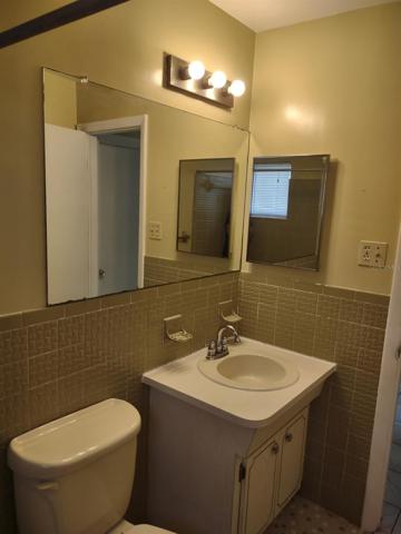 2nd bathroom
