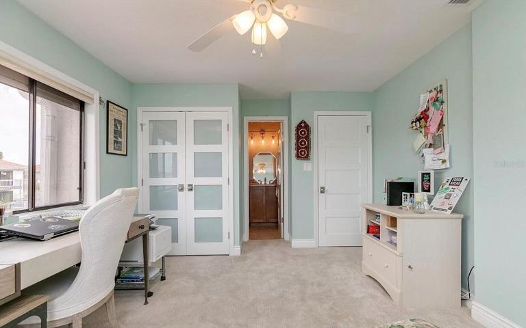 2nd Guest bedroom on third floor