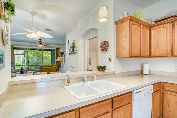 OPEN KITCHEN TO GREAT ROOM