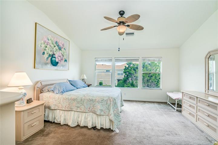 MASTERBEDROOM