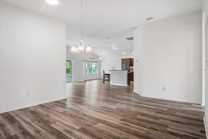 GORGEOUS LAMINATE FLOORS THROUGHOUT THE HOME