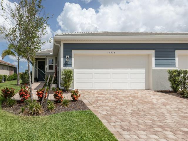 Beautiful curb appeal!